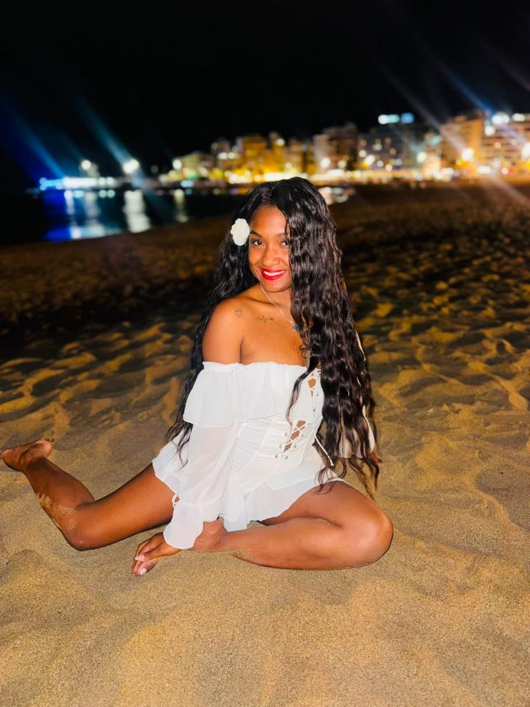 614594864: Chica busca chico en Castellón