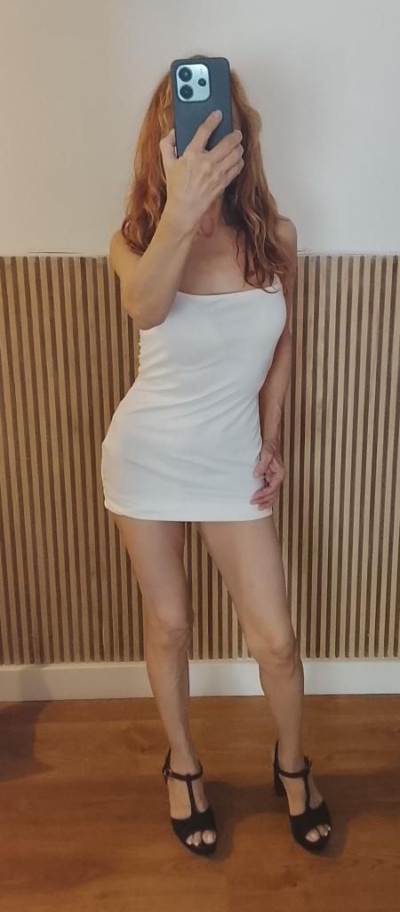 Chica busca chico en Huelva: 