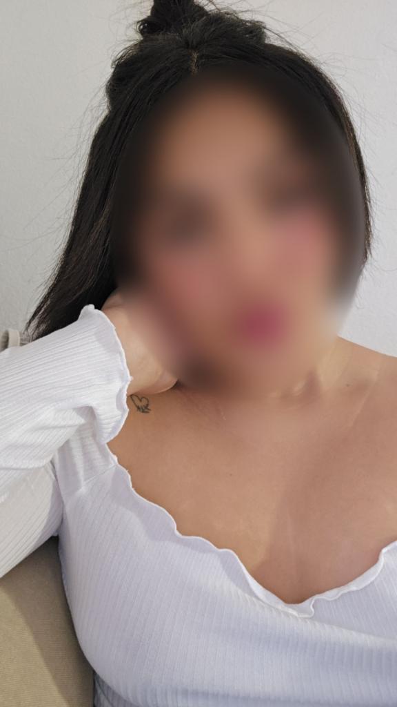 613514763: Chica busca chico en Madrid