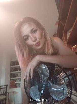 624370274: Chica busca chico en Cáceres