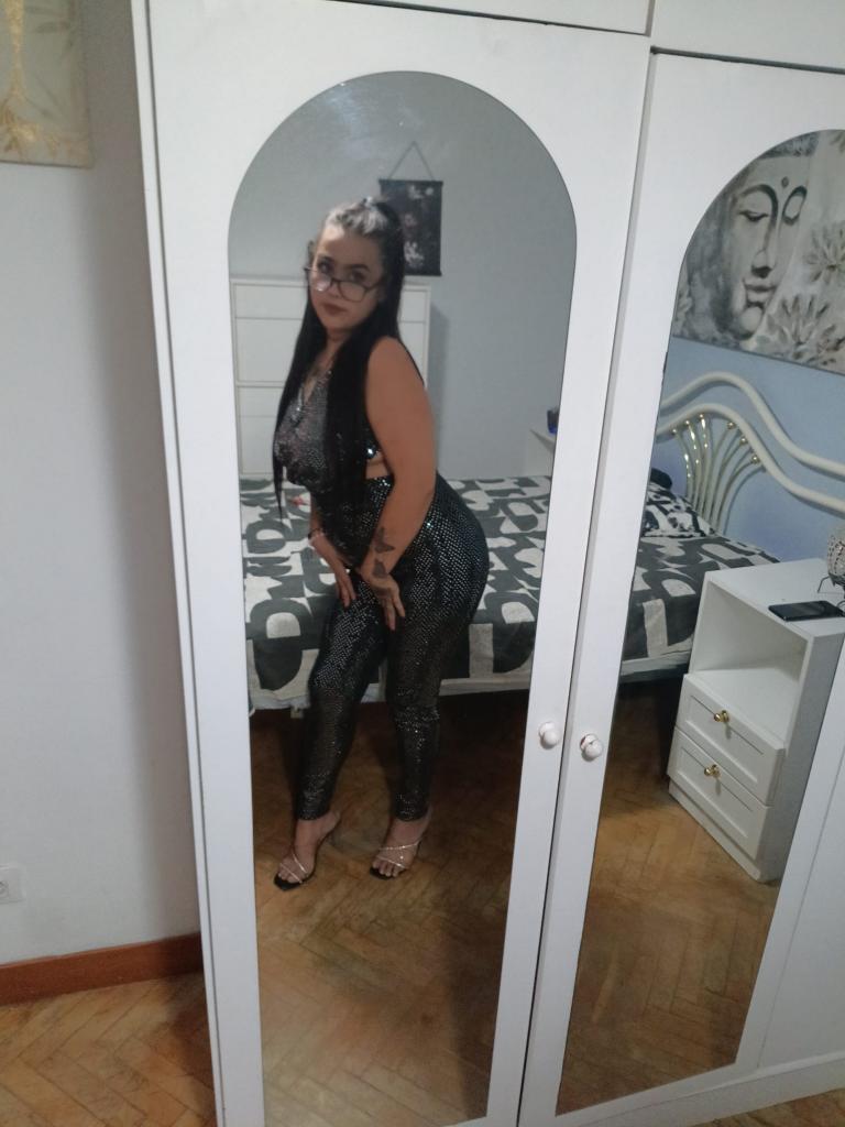 641534414: Chica busca chico en Madrid