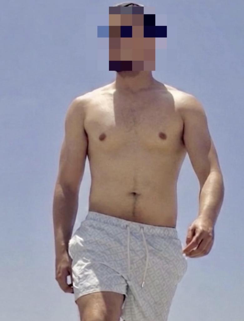 Chico busca chica en Sevilla: 