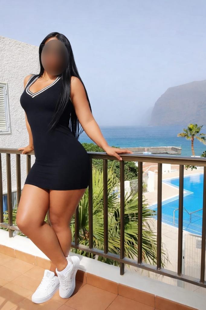 Chica busca chico en Tenerife: 