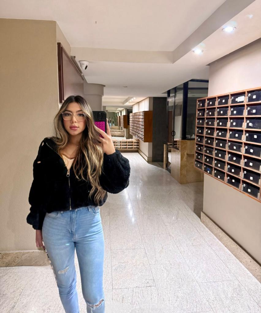 641083960: Chica busca chico en Almería