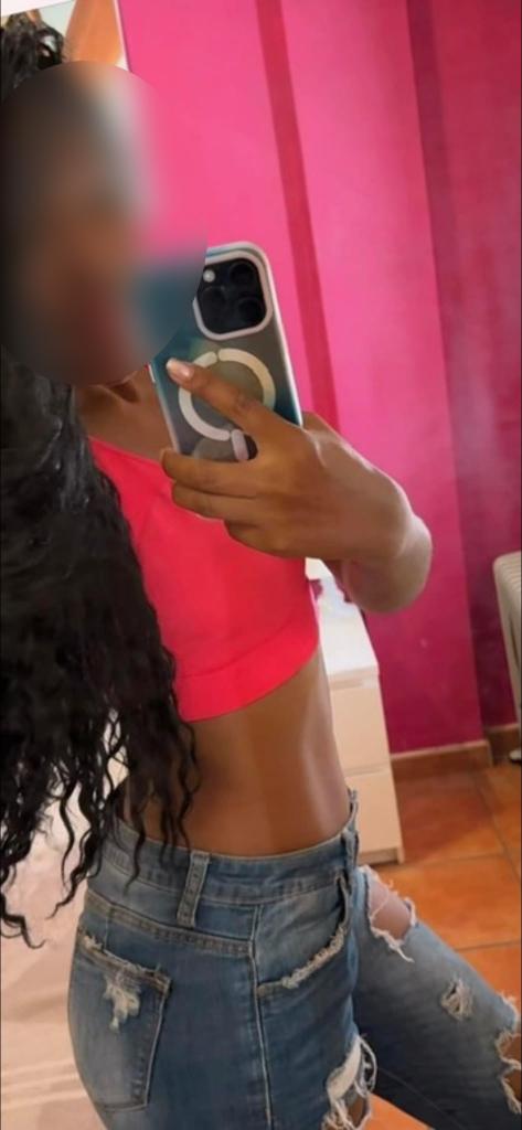 Chica busca chico en Sevilla: 