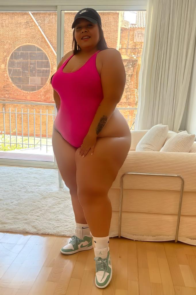 Chica busca chico en Tenerife: 