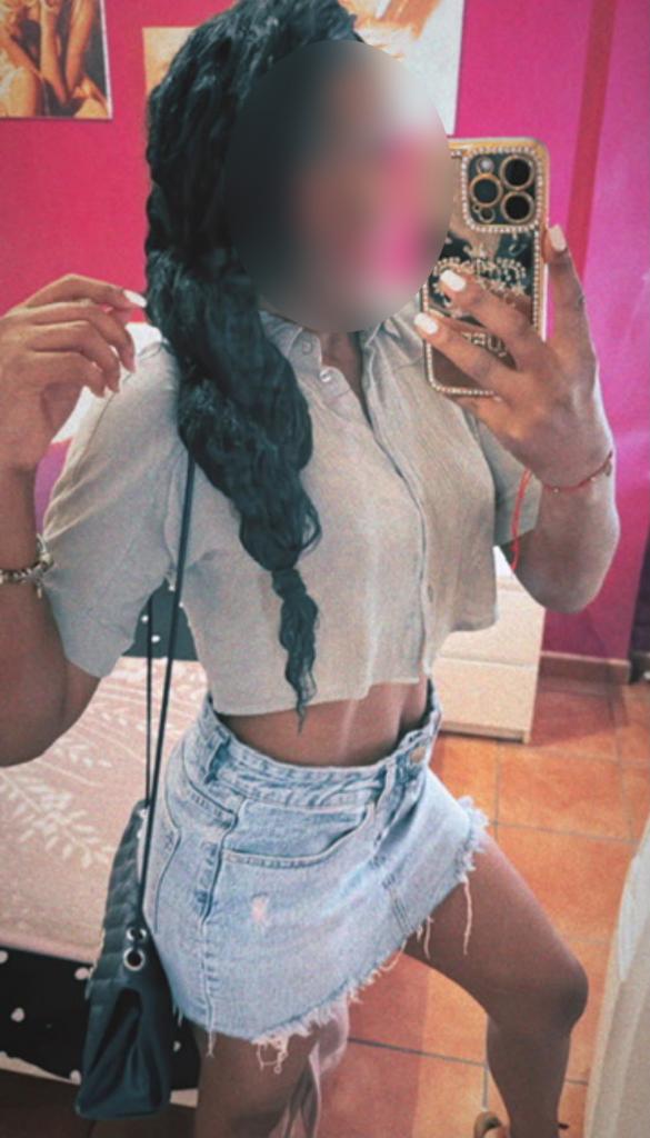 Chica busca chico en Sevilla: 