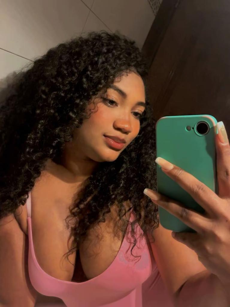 Chica busca chico en Barcelona: 