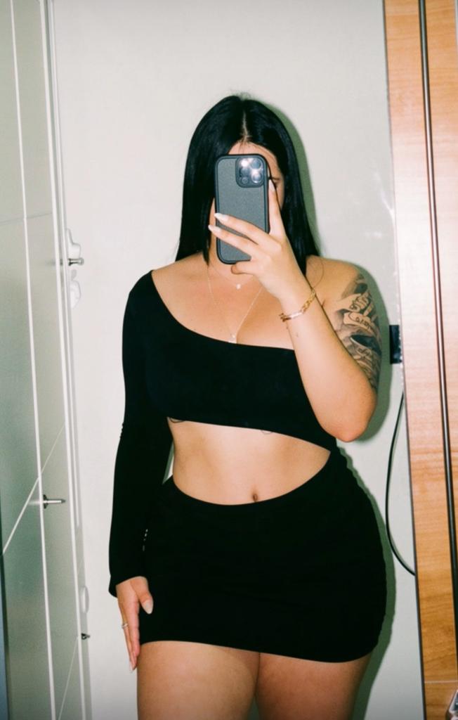 Chica busca chico en Tenerife: 