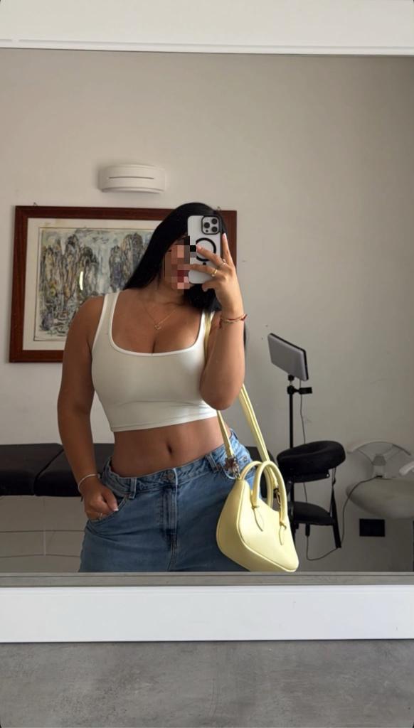Chica busca chico en Tenerife: 