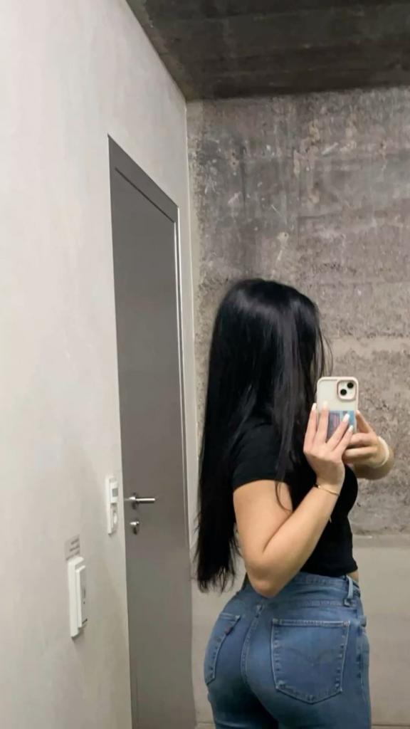 Chica busca chico en Lérida: 