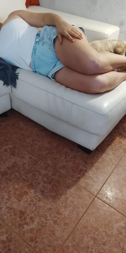 Chica busca chico en Almería: 