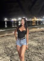 742037269: Chica busca chico en Gerona