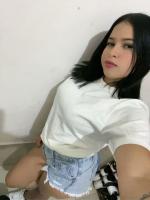 674070956: Chica busca chico en Sevilla