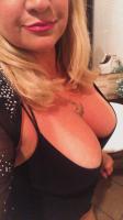 692895419: Chica busca chico en La Coruña