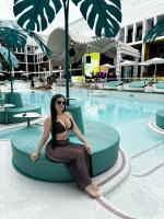 695188467: Chica busca chico en Barcelona