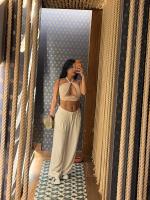 613561886: Chica busca chico en Málaga