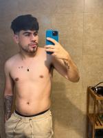 603954131: Chico busca chica en Sevilla