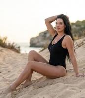 647163074: Chica busca chico en Málaga
