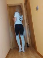 697766701: Chica busca chico en Madrid