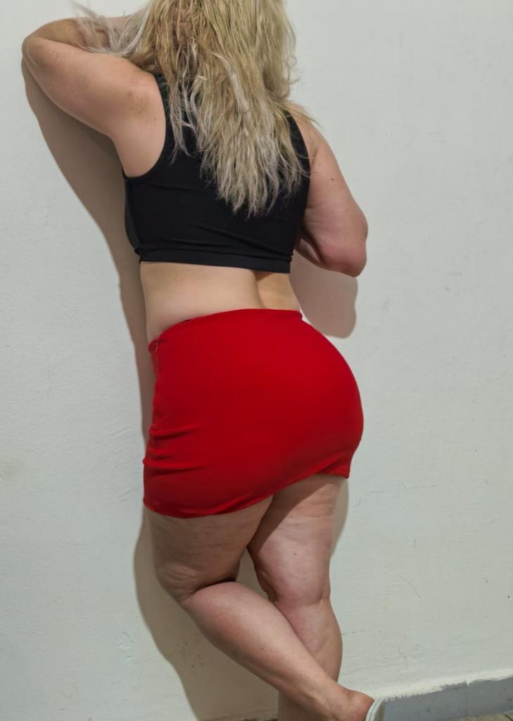 698232186: Chica busca chico en Teruel