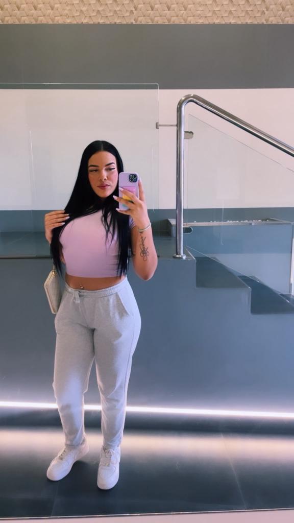 Chica busca chico en La Coruña: Chica busca chico