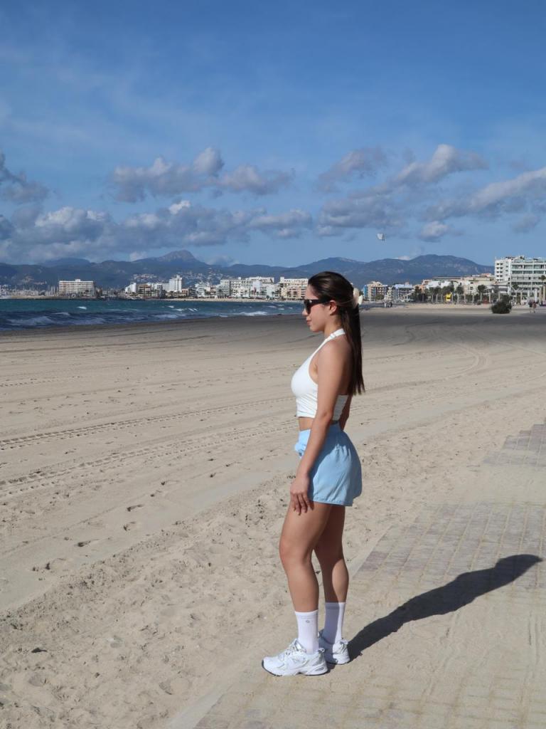 672234212: Chica busca chico en Granada