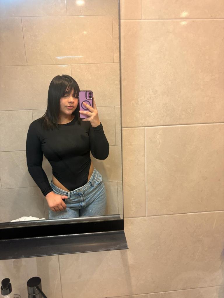 Chica busca chico en Tenerife: 