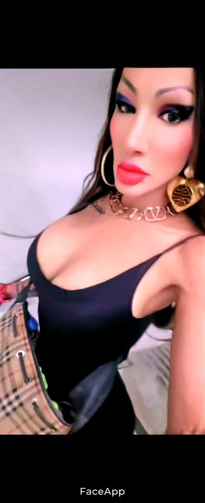 611203234: Travesti en Barcelona