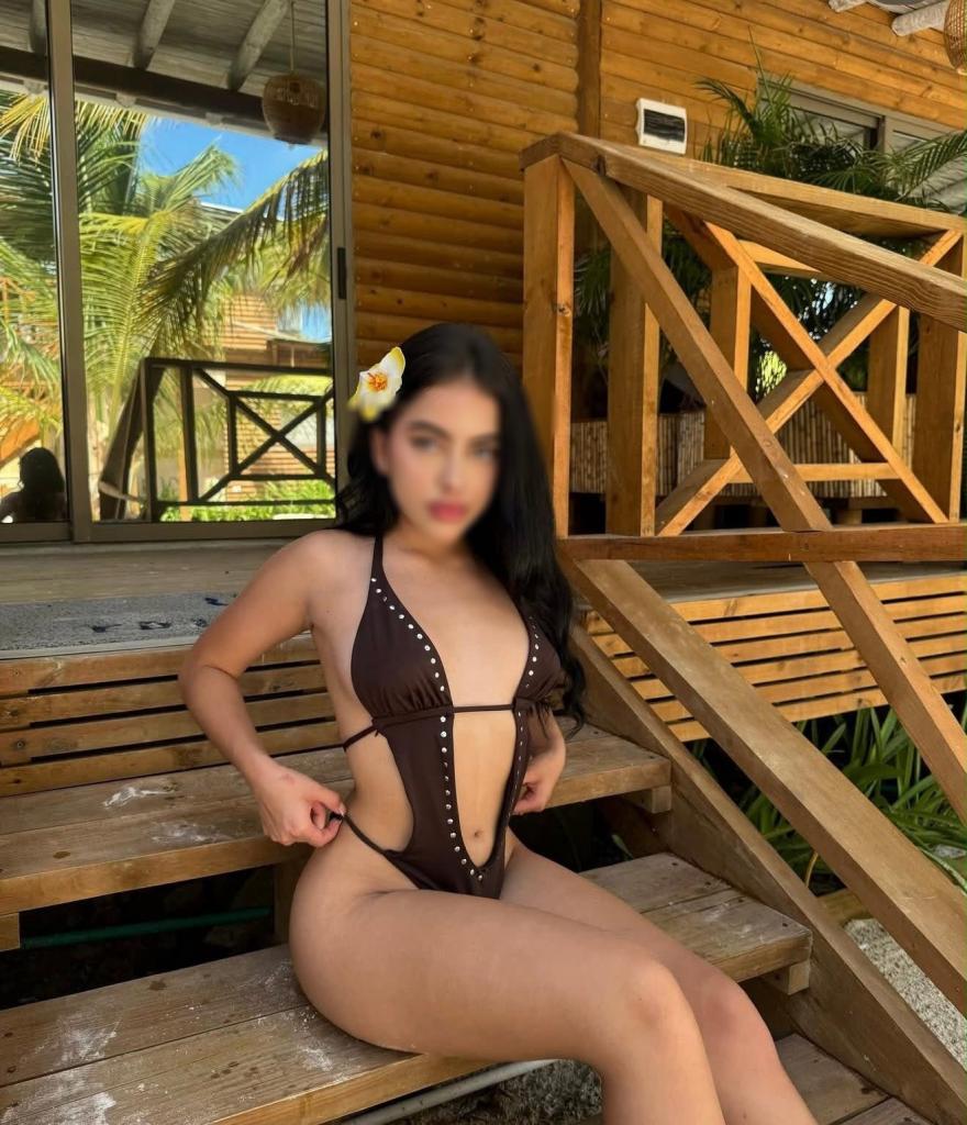 614893885: Chica busca chico en Castellón