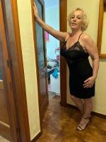 630607682: Chica busca chico en Barcelona