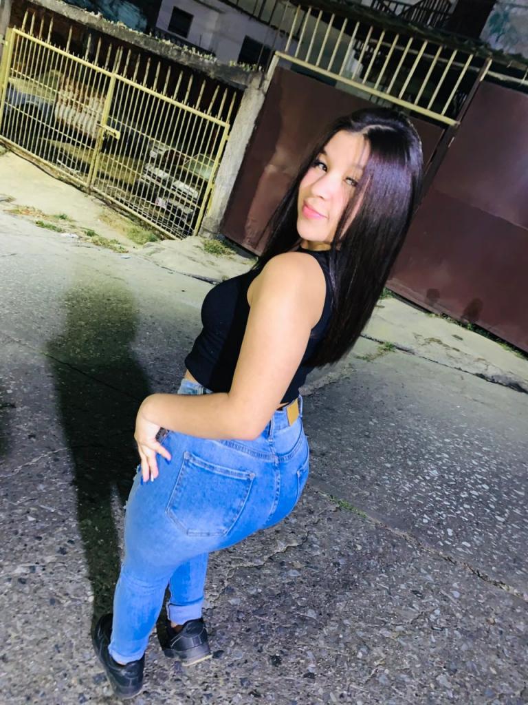 Chica busca chico en Almería: 