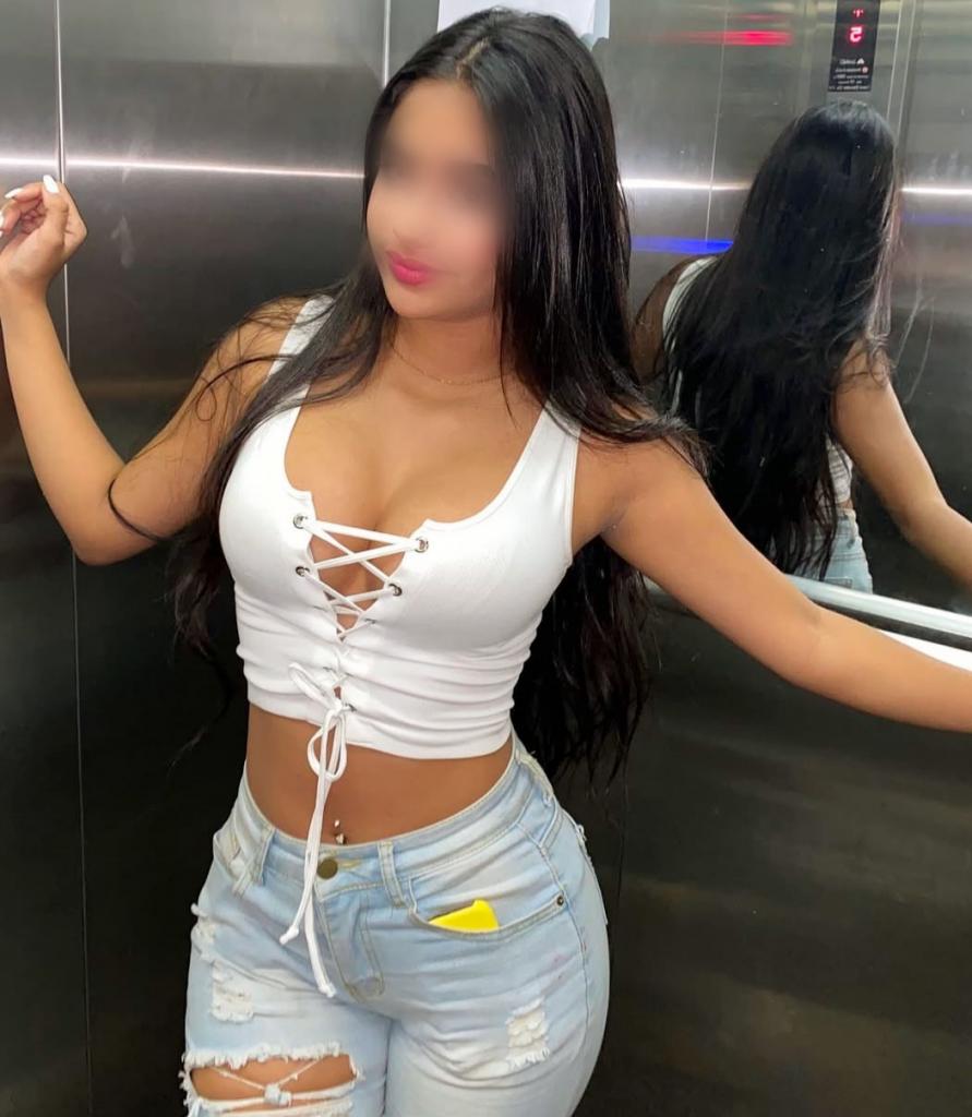 Chica busca chico en Sevilla: 