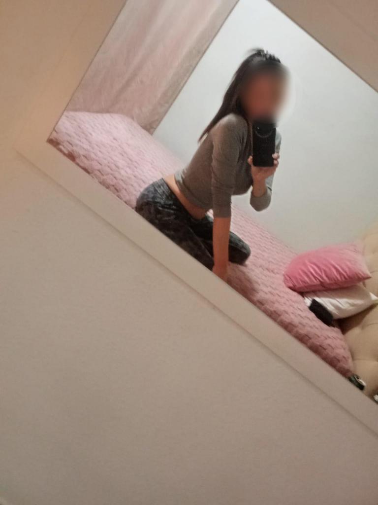 633444794: Chica busca chico en Tarragona