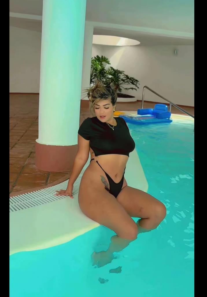 Chica busca chico en Tenerife: 