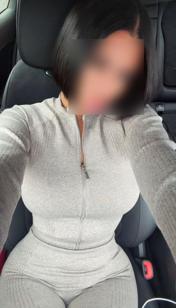 Chica busca chico en Cádiz: 