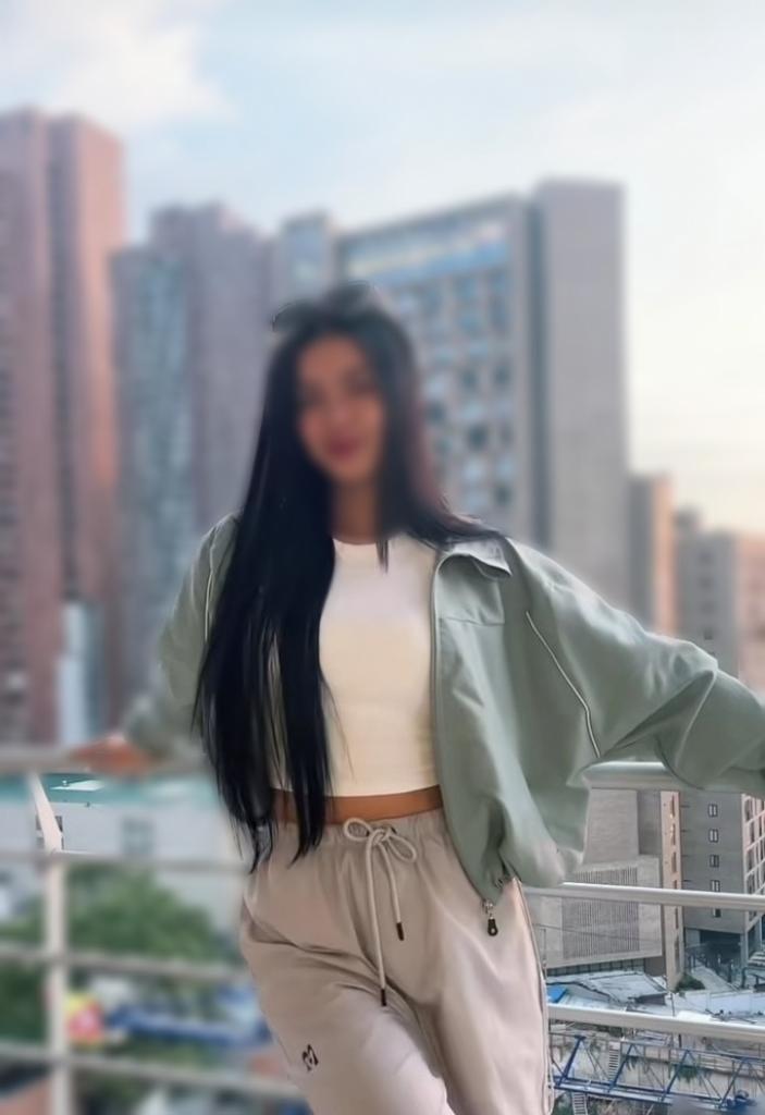 Chica busca chico en Tenerife: 