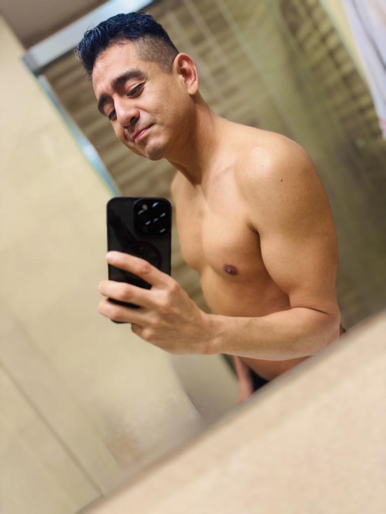 633073060: Chico busca chica en Madrid