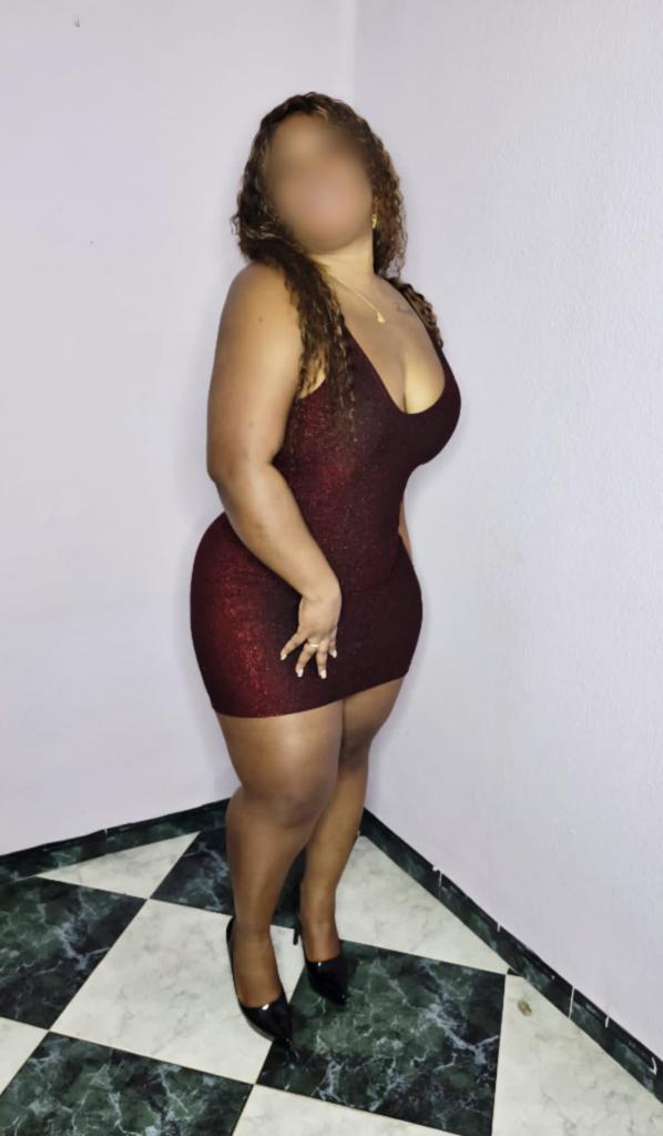 Chica busca chico en Almería: 