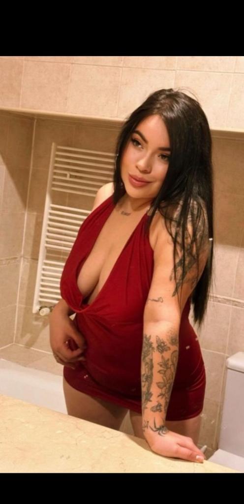 Chica busca chico en Málaga: Chica busca chico