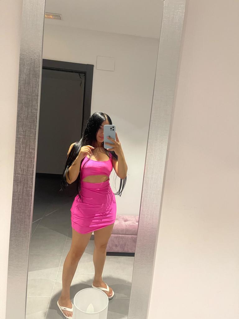 632983129: Chica busca chico en Barcelona