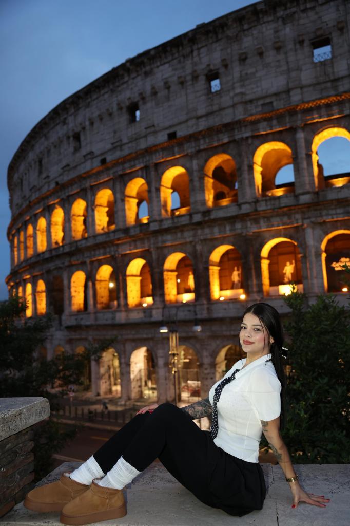 Chica busca chico en Málaga: Chica busca chico