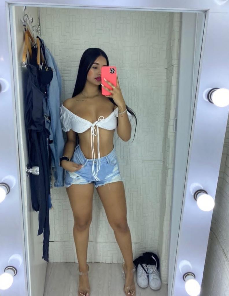 Chica busca chico en Barcelona: Chica busca chico