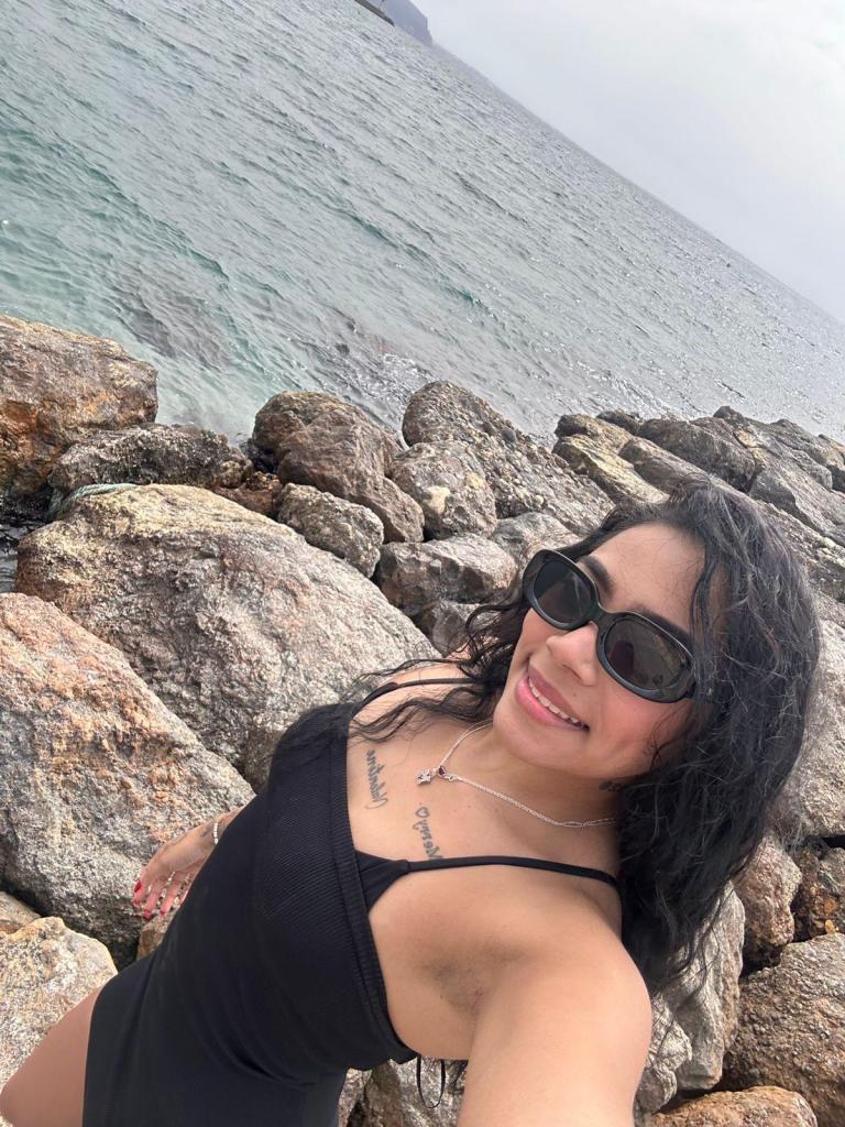 Chica busca chico en Granada: 