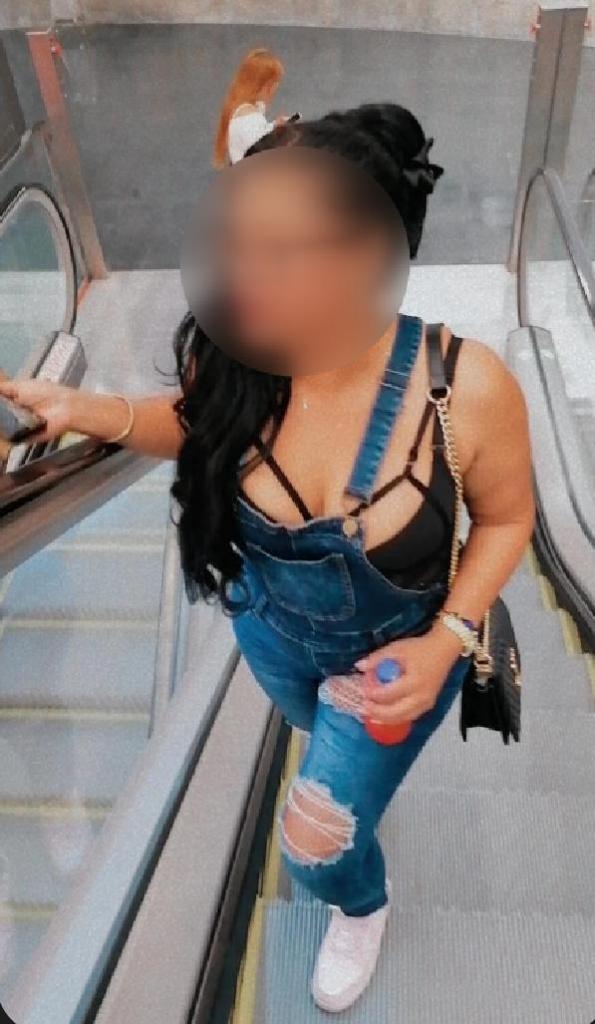 Chica busca chico en Barcelona: 