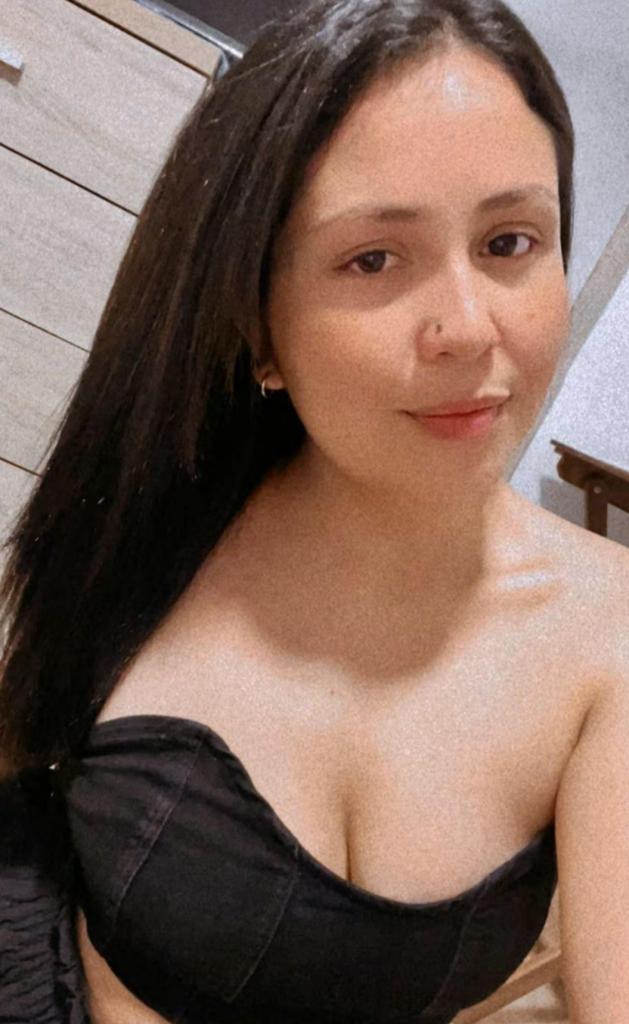 Chica busca chico en Ibiza: 