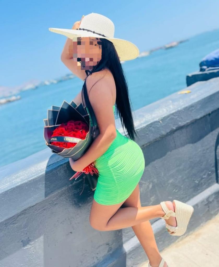 Chica busca chico en Cádiz: 