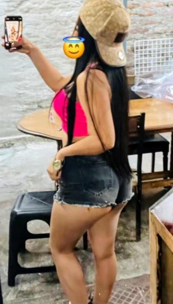 Chica busca chico en Almería: 