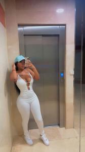 613637284: Chica busca chico en Alicante