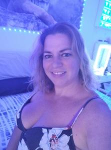 611607193: Chica busca chico en Madrid